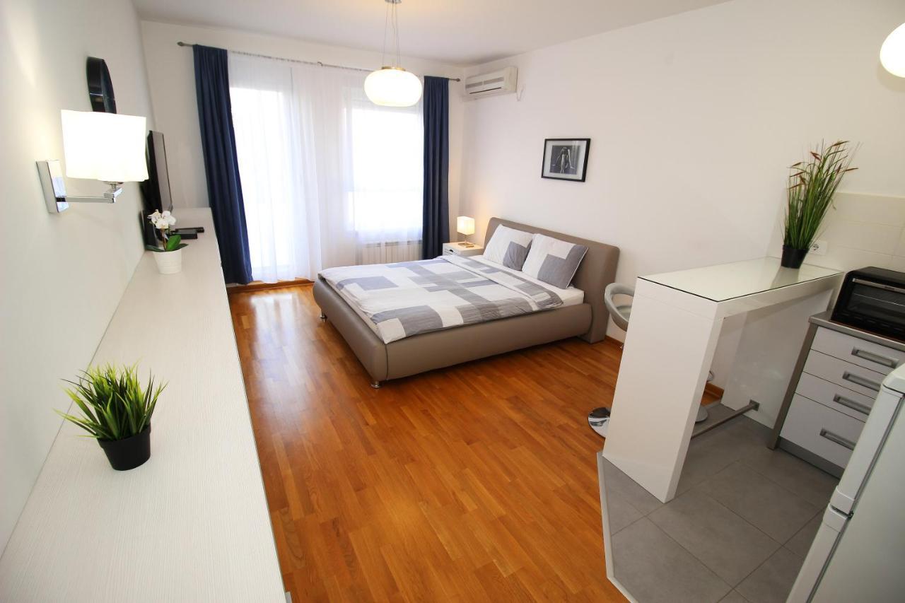 Apartment Delta City Tata New Beograd Eksteriør billede