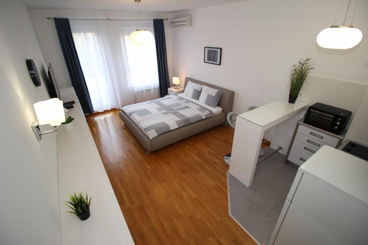 Apartment Delta City Tata New Beograd Eksteriør billede